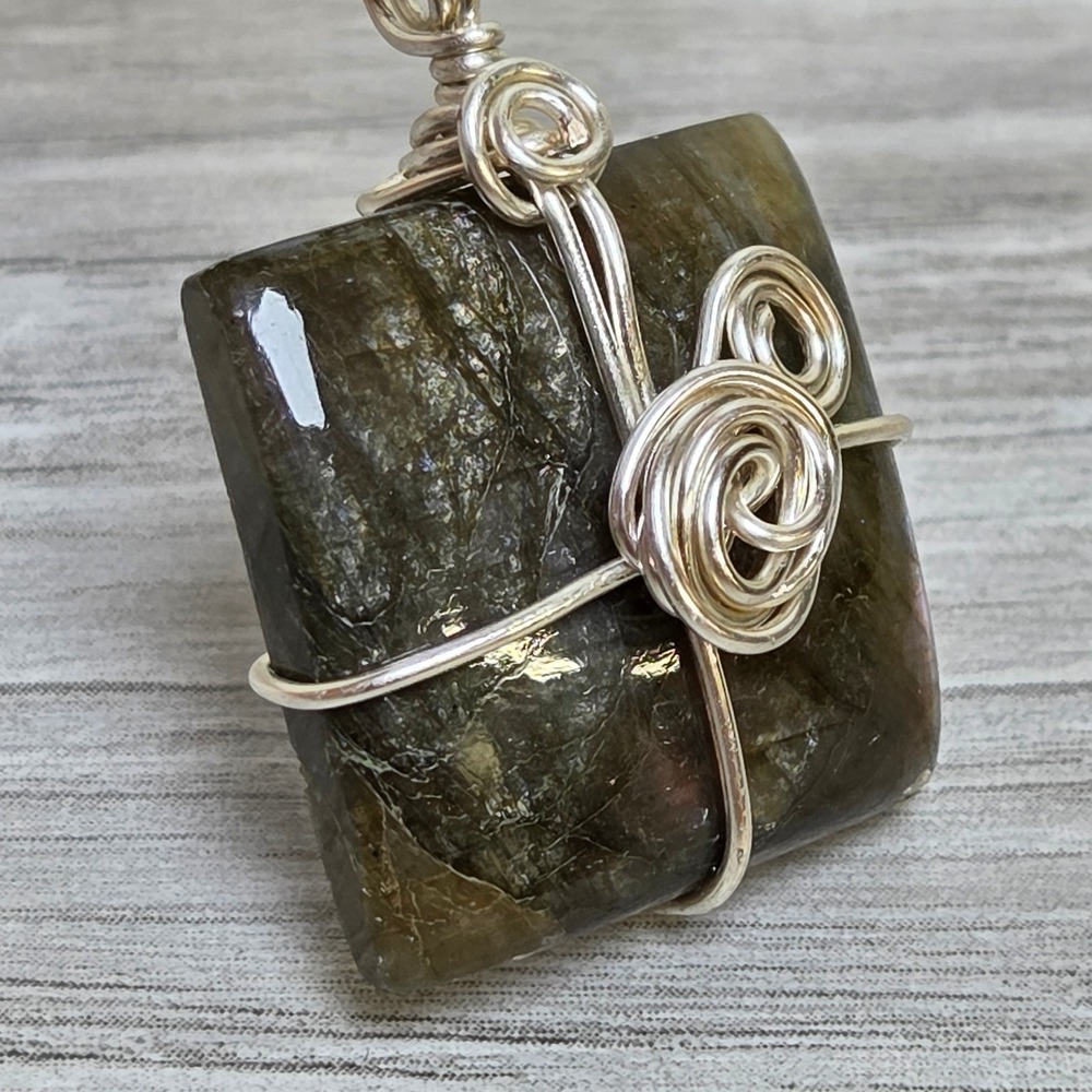 Labradorite Wire Wrapped Pendant Necklace– Handmade Square Gemstone Boho Jewelry - Picture 4 of 9